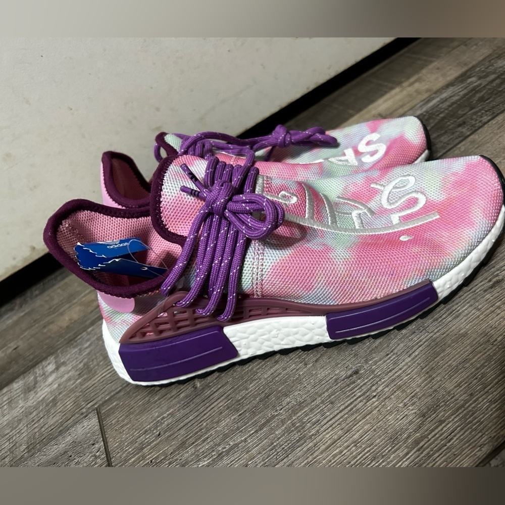 Pharrell X Adidas Human Race NMD Hu Holi Festival Pink Glow nwt